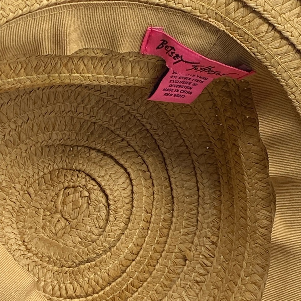 Betsy Johnson Floppy Staw Hat w Bow - Picture 6 of 6